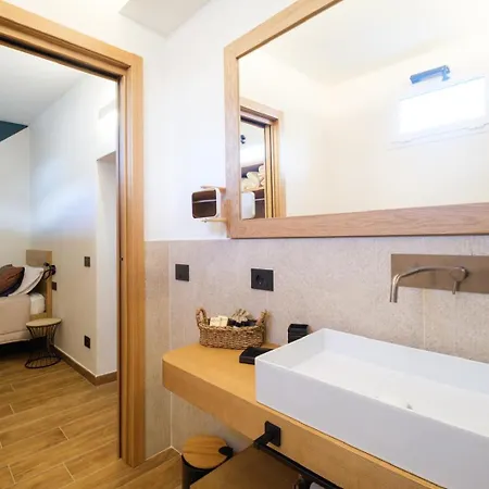 In Centro Da Carlotta 3* Όλμπια