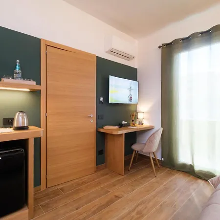 In Centro Da Carlotta 3*