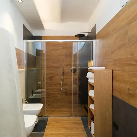 In Centro Da Carlotta 3*