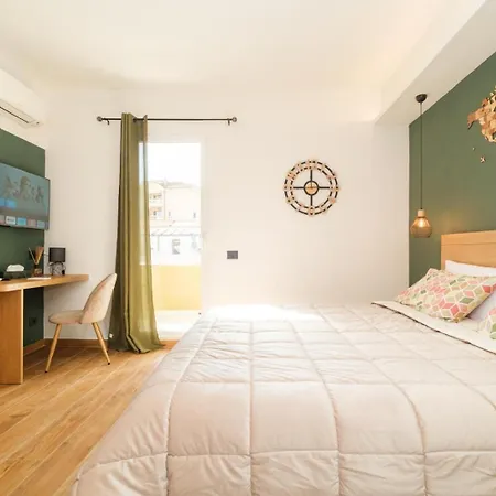 In Centro Da Carlotta بيت ضيافة أولبيا