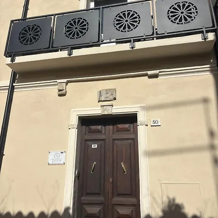 In Centro Da Carlotta 3*